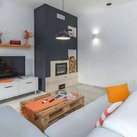 Cozy In Σπίτι διακοπών Brecevici