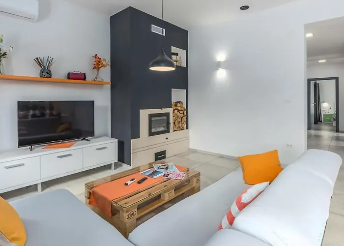 Stunning In Vikendica Brecevici