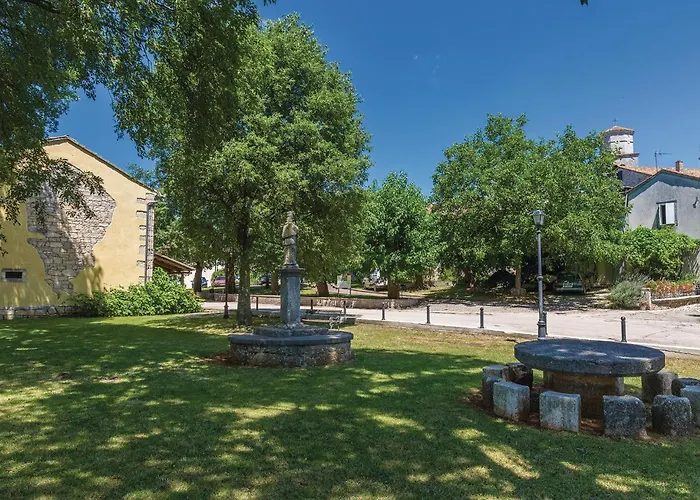 Stunning In Дом отдыха Brecevici