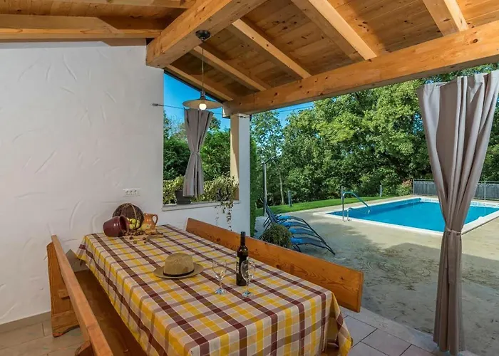 Σπίτι διακοπών Stunning In Brecevici